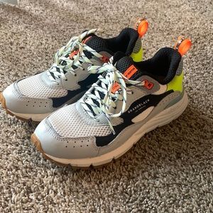 Brandblack Sneakers Women’s size 5